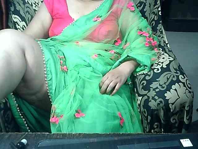 Indianbhabhimilf40 webcam