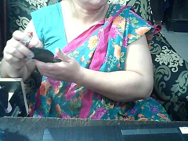 Indianbhabhimilf40 webcam