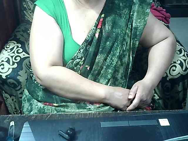 Indianbhabhimilf40 webcam