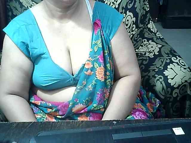 Indianbhabhimilf40 webcam