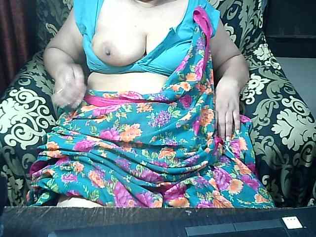 Indianbhabhimilf40 webcam