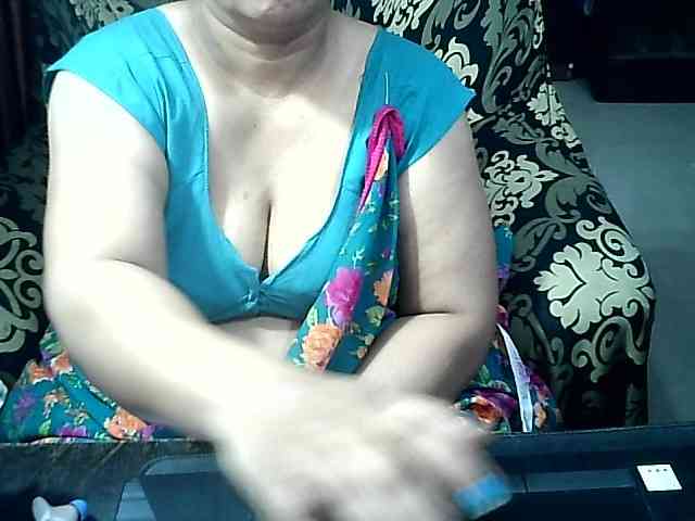 Indianbhabhimilf40 webcam