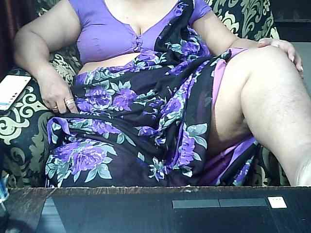 Indianbhabhimilf40 webcam