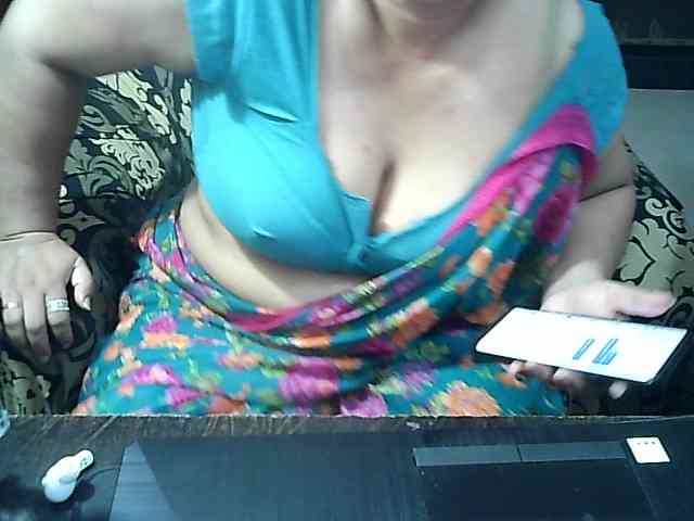 Indianbhabhimilf40