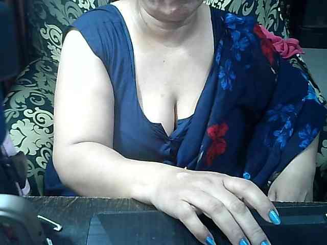 Indianbhabhimilf40 webcam
