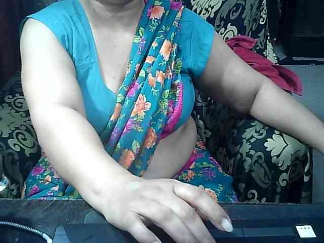 Indianbhabhimilf40 webcam