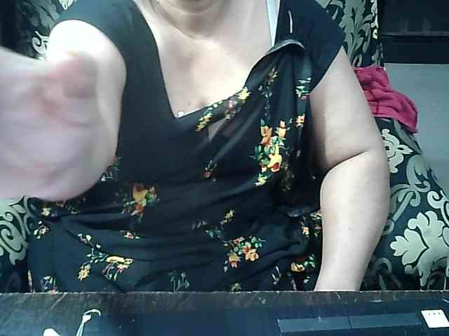 Indianbhabhimilf40 webcam
