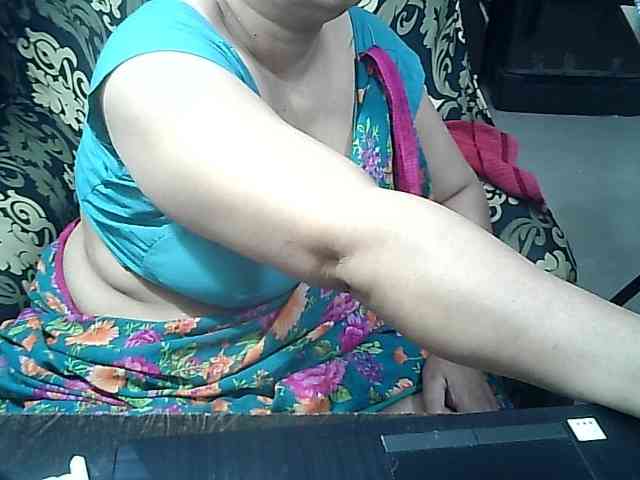 Indianbhabhimilf40 webcam