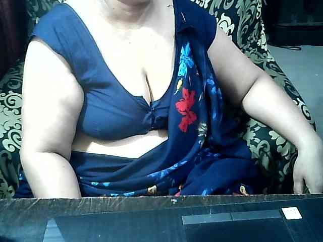 Indianbhabhimilf40 webcam