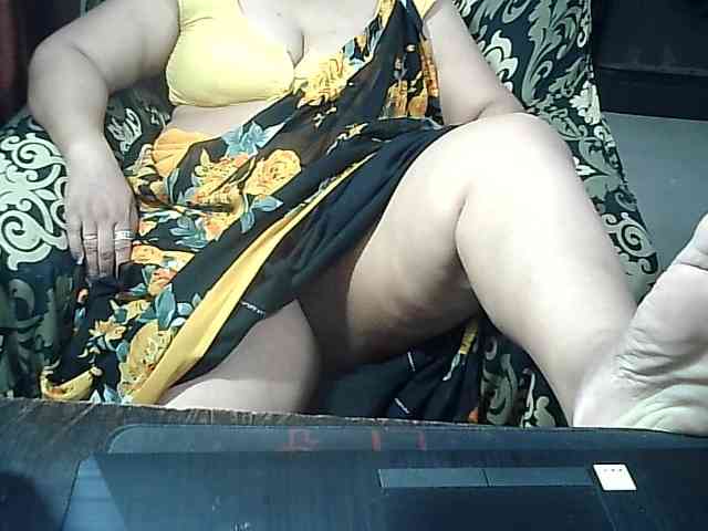 Indianbhabhimilf40 webcam