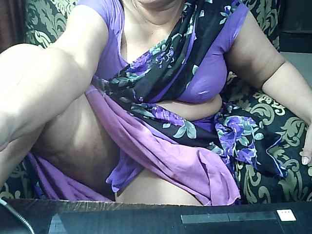 Indianbhabhimilf40 webcam