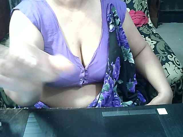 Indianbhabhimilf40 webcam