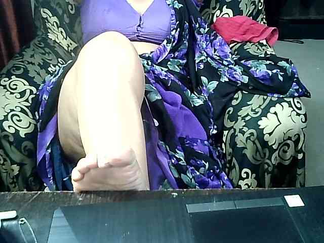 Indianbhabhimilf40 webcam