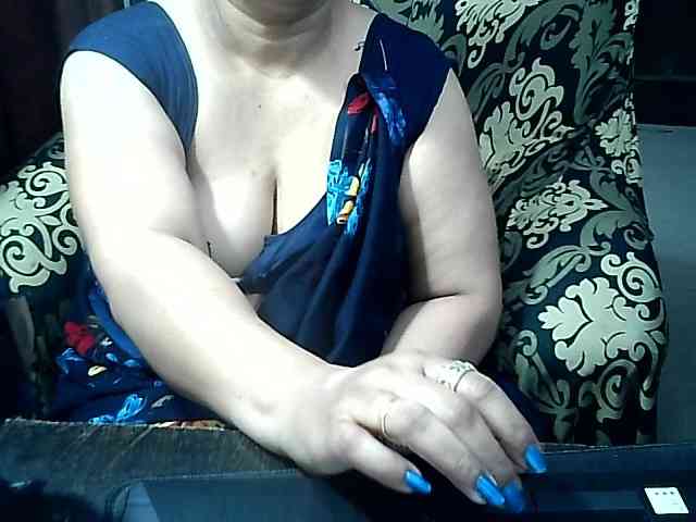 Indianbhabhimilf40 webcam