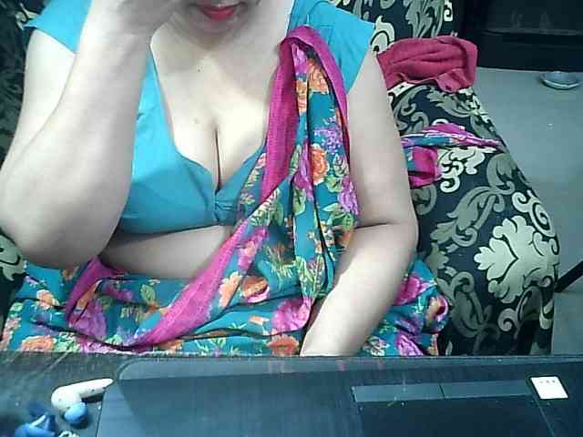 Indianbhabhimilf40 webcam