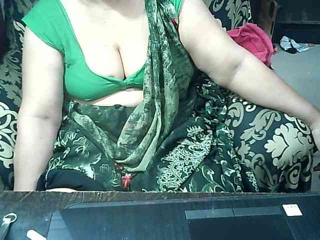 Indianbhabhimilf40 webcam