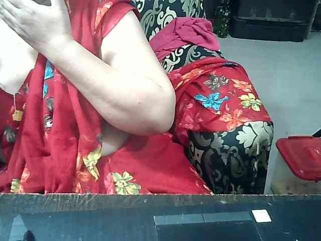 Indianbhabhimilf40 webcam