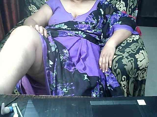 Indianbhabhimilf40 webcam