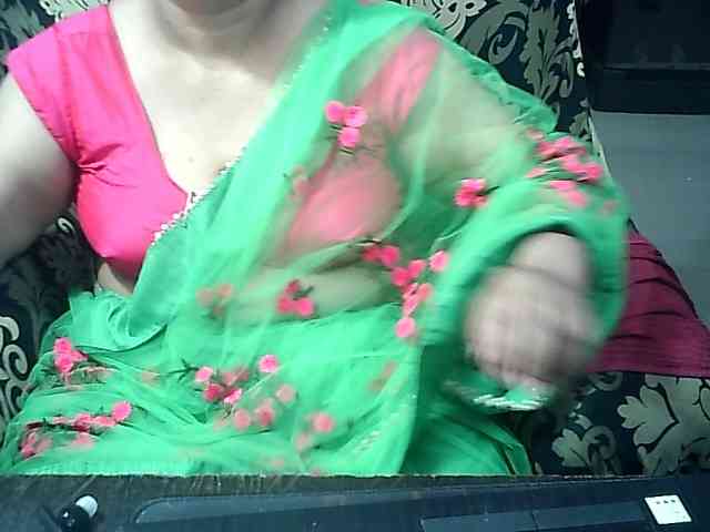Indianbhabhimilf40 webcam