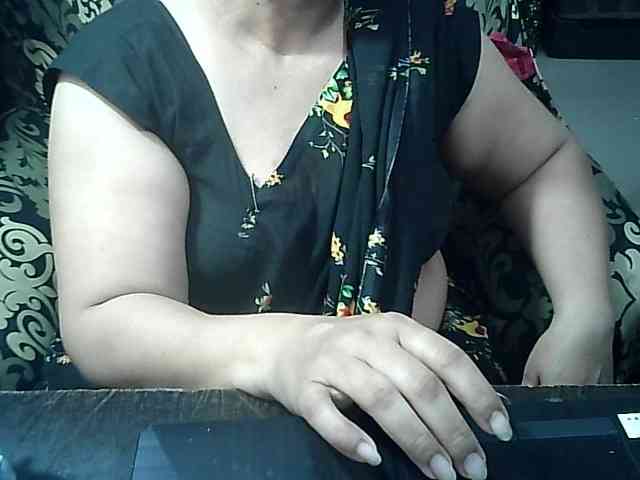 Indianbhabhimilf40 webcam