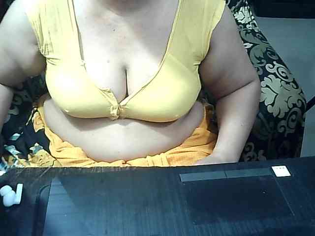 Indianbhabhimilf40 webcam
