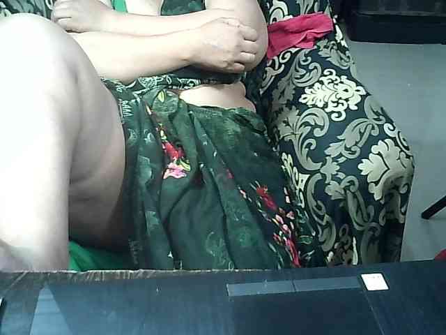 Indianbhabhimilf40 webcam