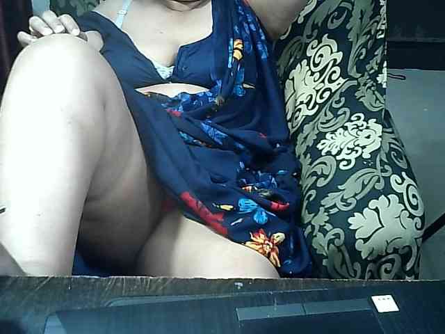 Indianbhabhimilf40 webcam