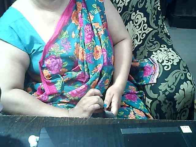 Indianbhabhimilf40 webcam