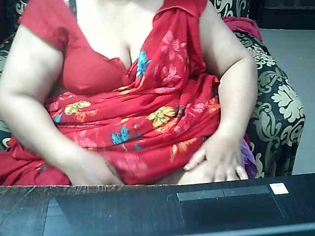 Indianbhabhimilf40 webcam
