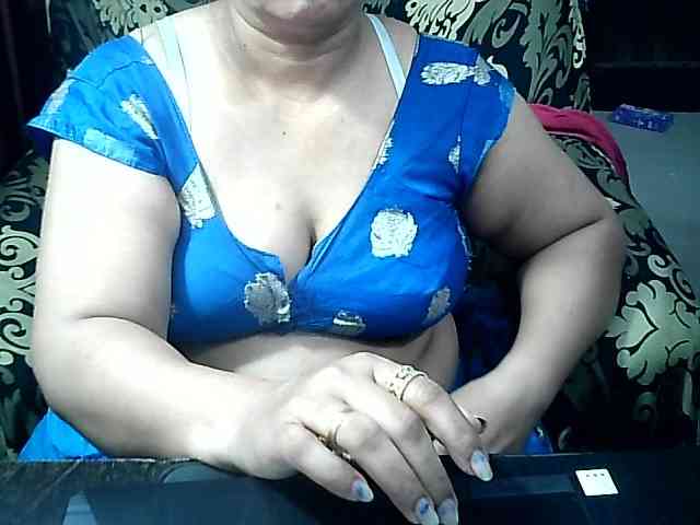 Indianbhabhimilf40 webcam