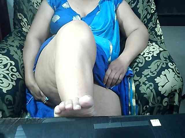 Indianbhabhimilf40 webcam