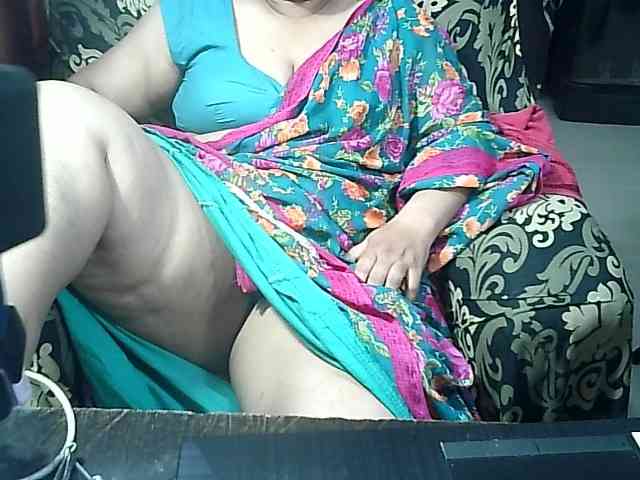Indianbhabhimilf40 webcam