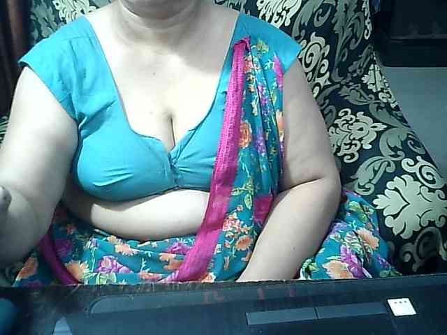 Indianbhabhimilf40 webcam