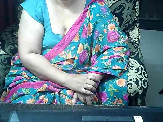 Indianbhabhimilf40 webcam