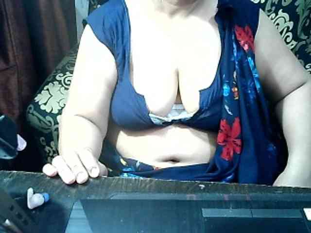 Indianbhabhimilf40 webcam