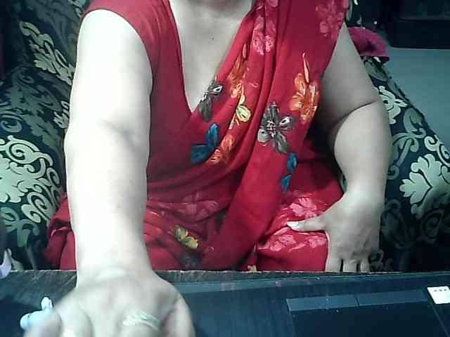 Indianbhabhimilf40 webcam