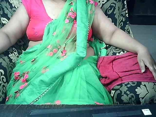 Indianbhabhimilf40 webcam
