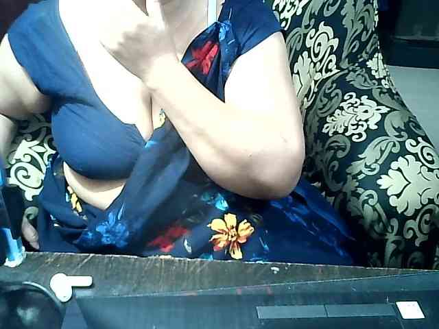 Indianbhabhimilf40 webcam