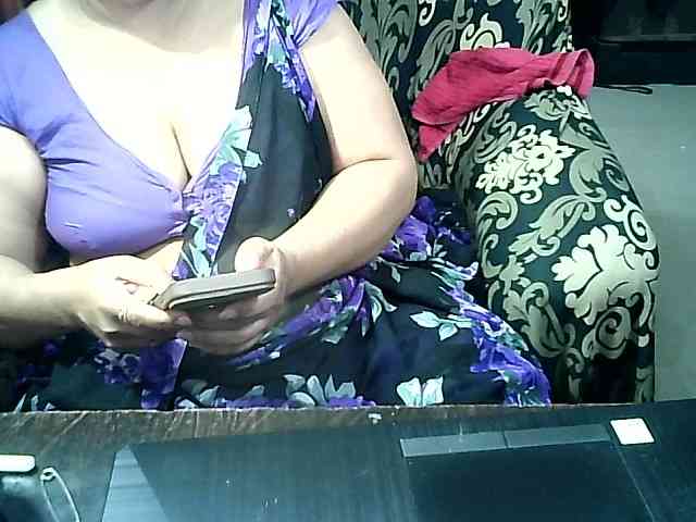 Indianbhabhimilf40 webcam
