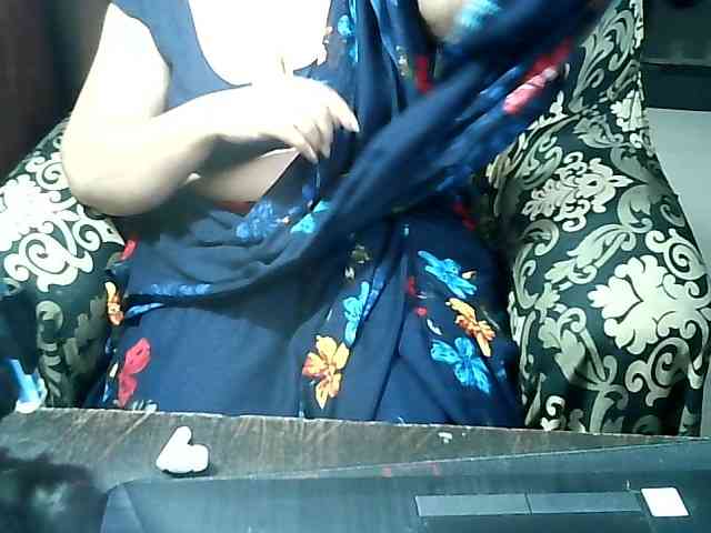 Indianbhabhimilf40 webcam
