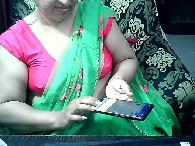 Indianbhabhimilf40 webcam