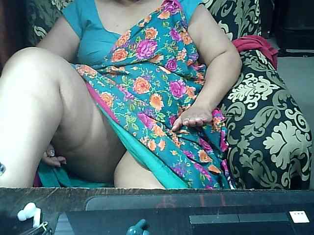Indianbhabhimilf40 webcam