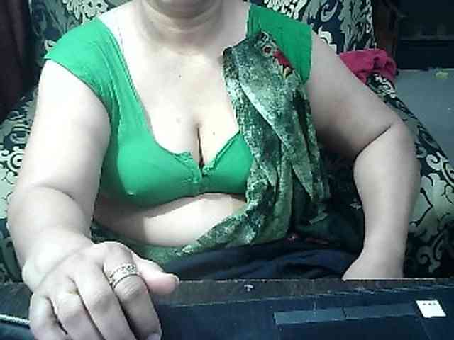 Indianbhabhimilf40 webcam