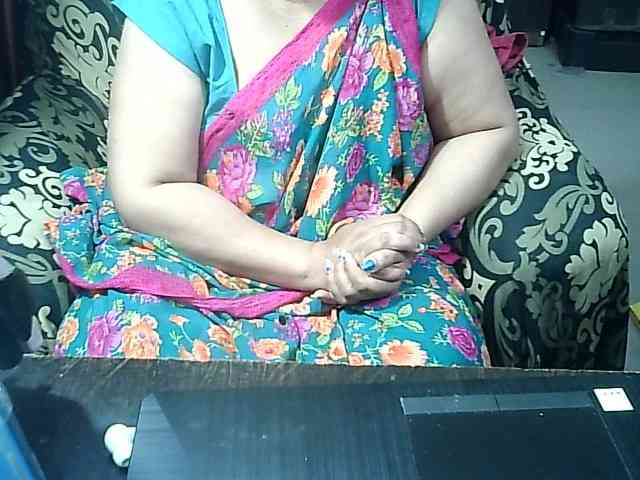 Indianbhabhimilf40 webcam