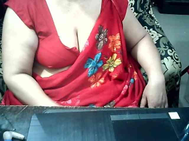 Indianbhabhimilf40 webcam