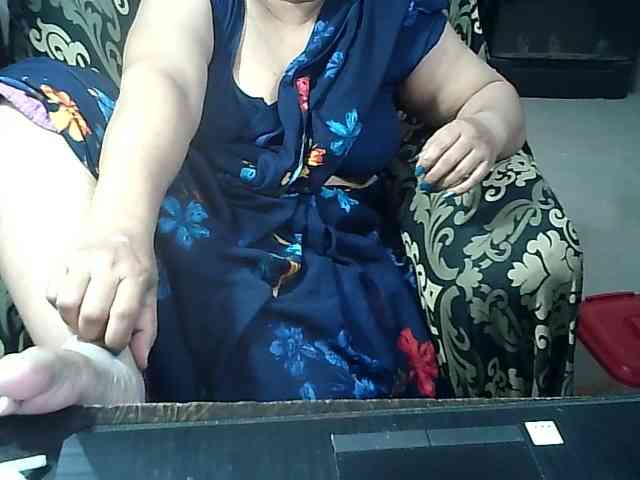 Indianbhabhimilf40