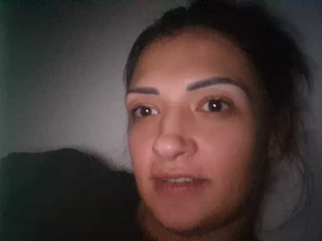 le modèle GirlPanter est en webcam porno dans un show sur le site bongacams, il possède les tags suivants: White/Caucasian,Brunette,Shaved