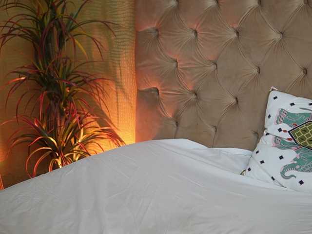 TiffanyTaboo live cam on BongaCams