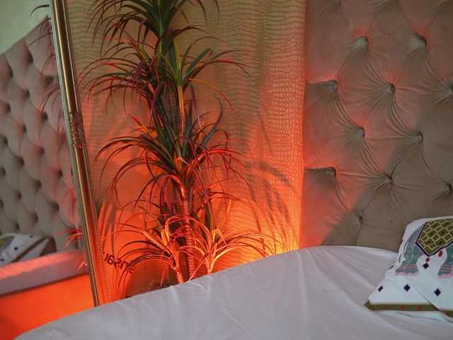 TiffanyTaboo live cam