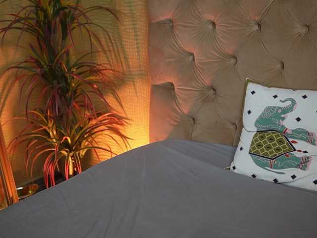 TiffanyTaboo live cam on BongaCams
